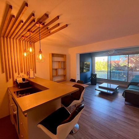 Apt Golfe Juan - 5Min Des Plages - Parking Privee - Piscine Rooftop Валлорис Экстерьер фото