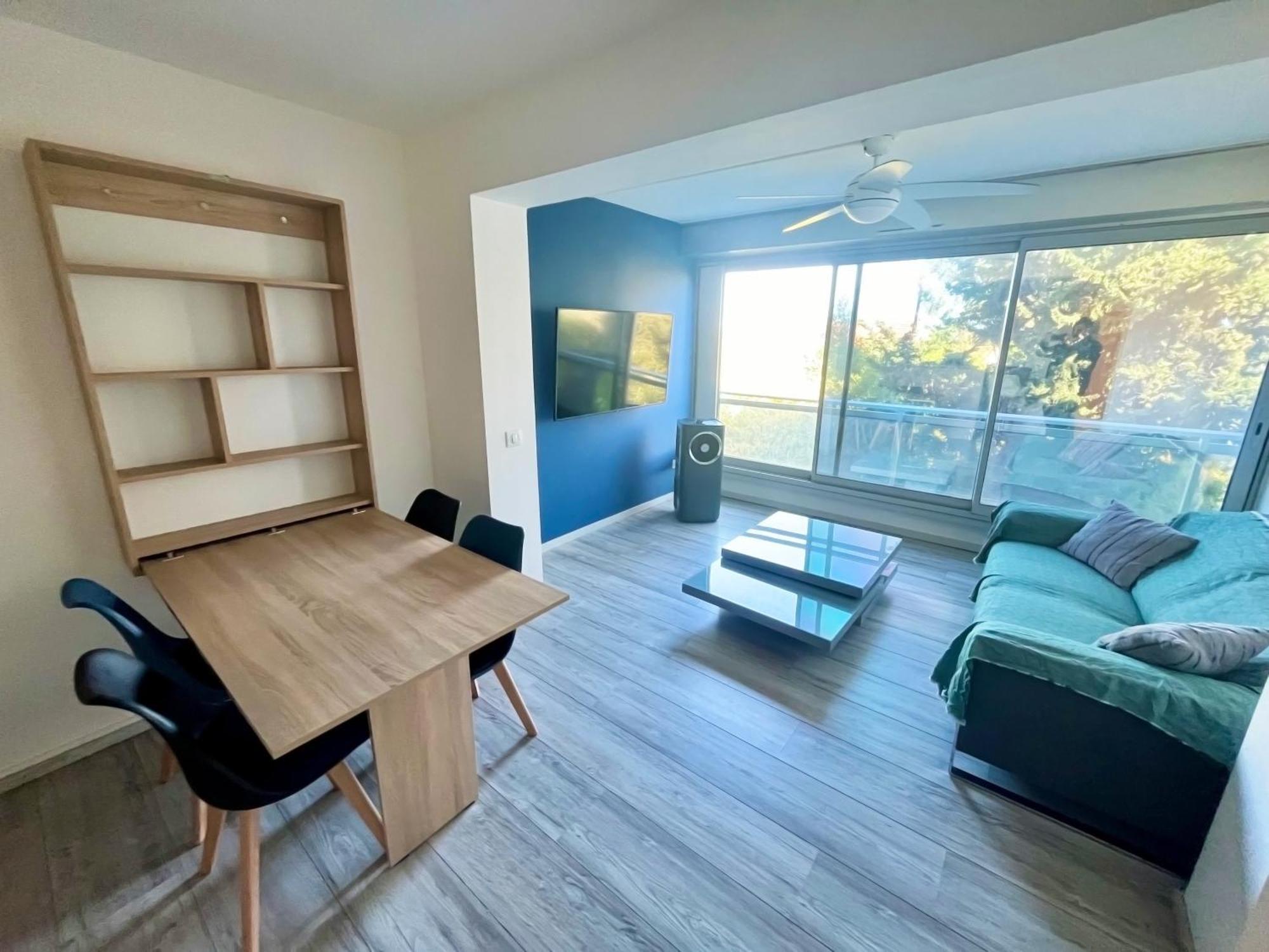 Apt Golfe Juan - 5Min Des Plages - Parking Privee - Piscine Rooftop Валлорис Экстерьер фото
