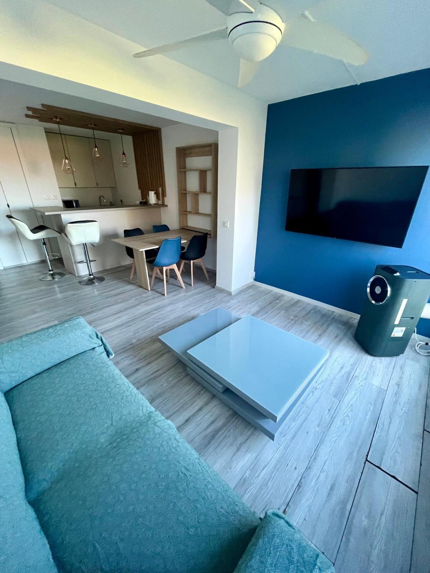 Apt Golfe Juan - 5Min Des Plages - Parking Privee - Piscine Rooftop Валлорис Экстерьер фото